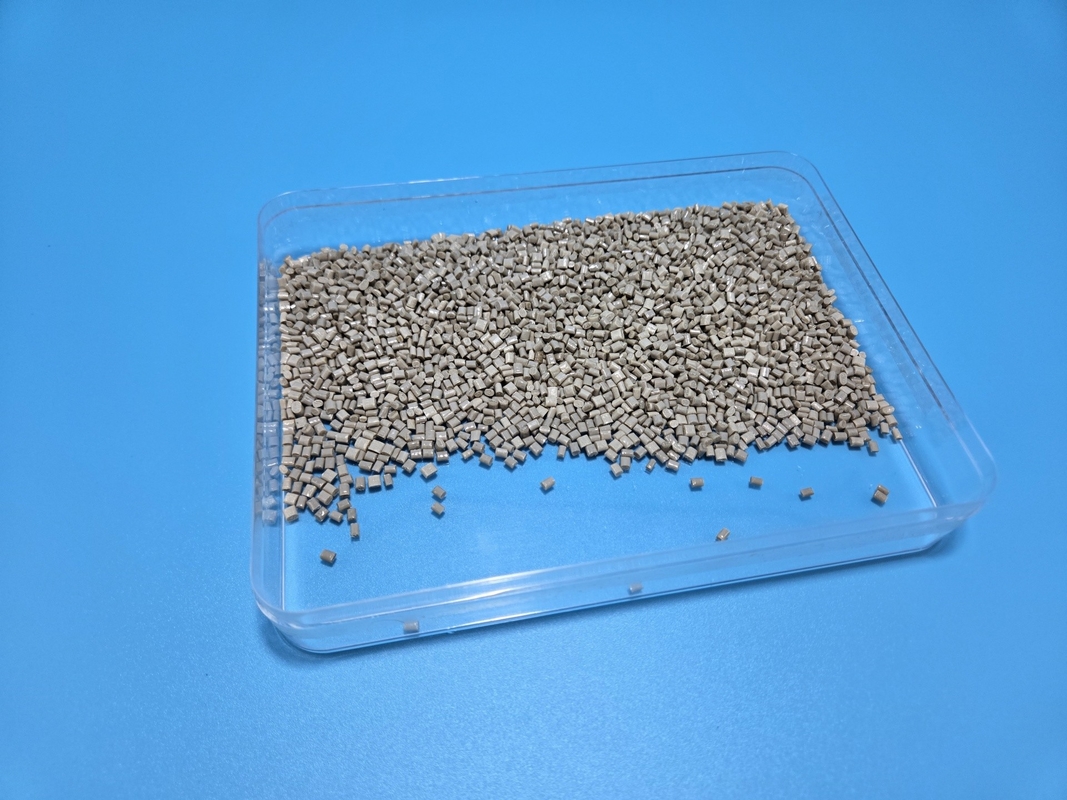 PEEK Pellets อุณหภูมิสูง จุดละลาย 334 °C สําหรับการพิมพ์ฉีดส่วนประกอบอิเล็กทรอนิกส์